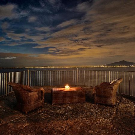 Amore Rentals - Villa Galidia Сорренто Екстер'єр фото