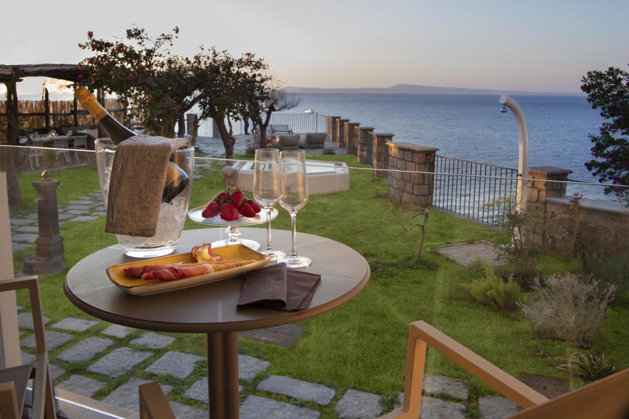Amore Rentals - Villa Galidia Сорренто Екстер'єр фото