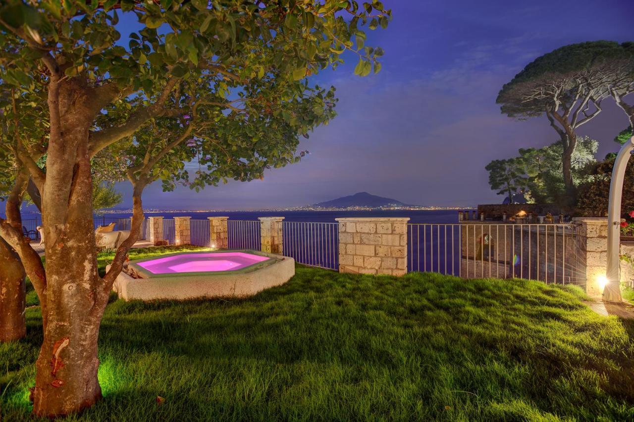 Amore Rentals - Villa Galidia Сорренто Екстер'єр фото
